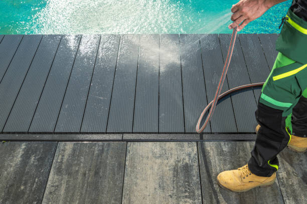 Best Deck Pressure Washing  in Montague, CA